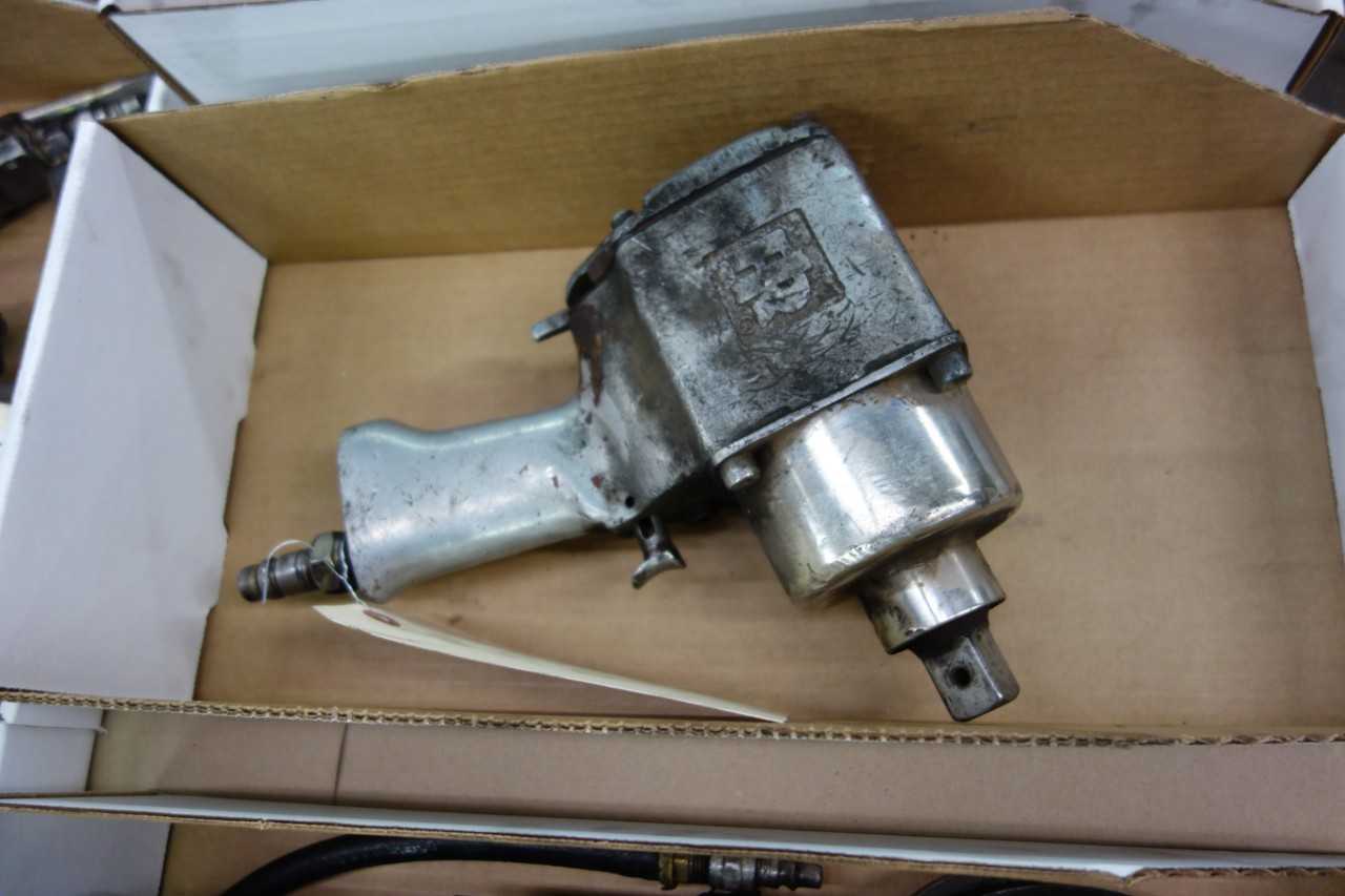 INGERSOLL RAND PNEUMATIC IMPACT WRENCH - PNEUMATIC POWER TOOL
