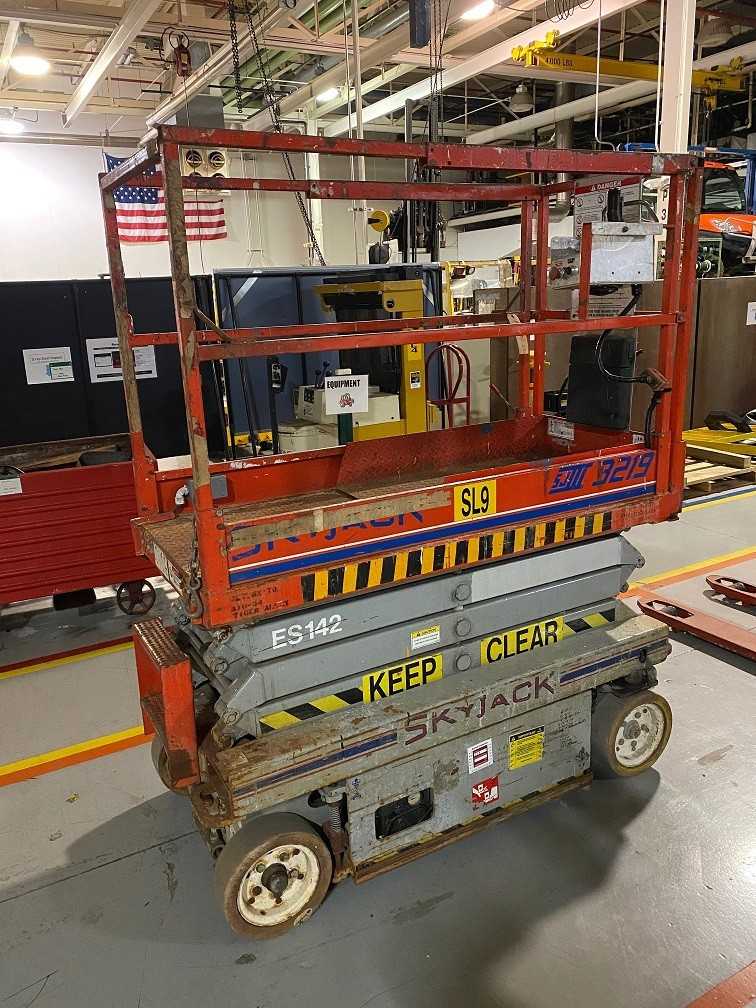 Skyjack Scissor Lift - PLANT & FACILITY Skyjack Scissor Lift - PLANT & FACILITY