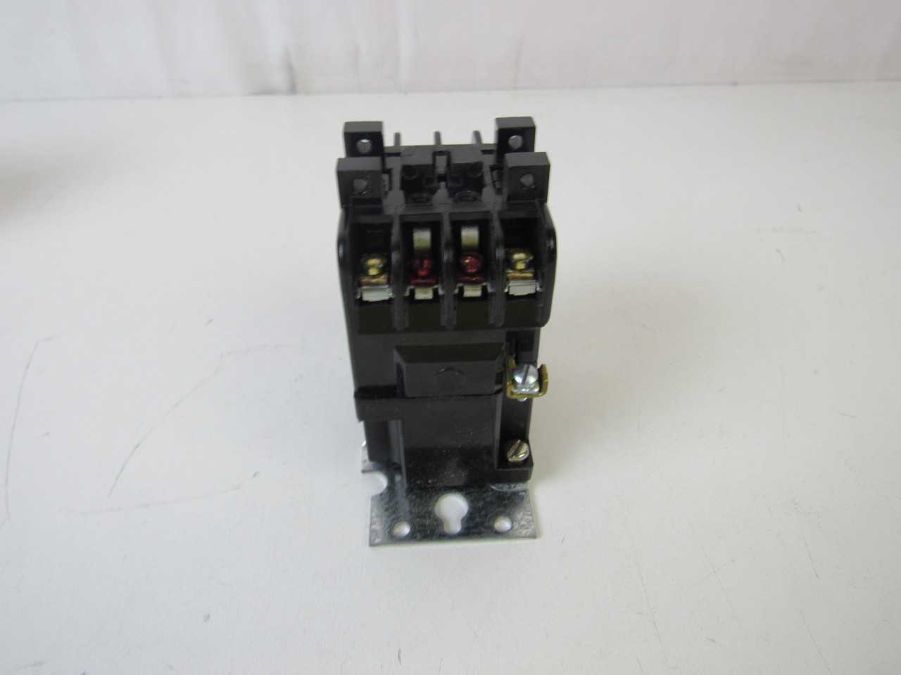 Lot of Quantity 3x 766A440G01 Relays - AUTOMATION & CONTROLS