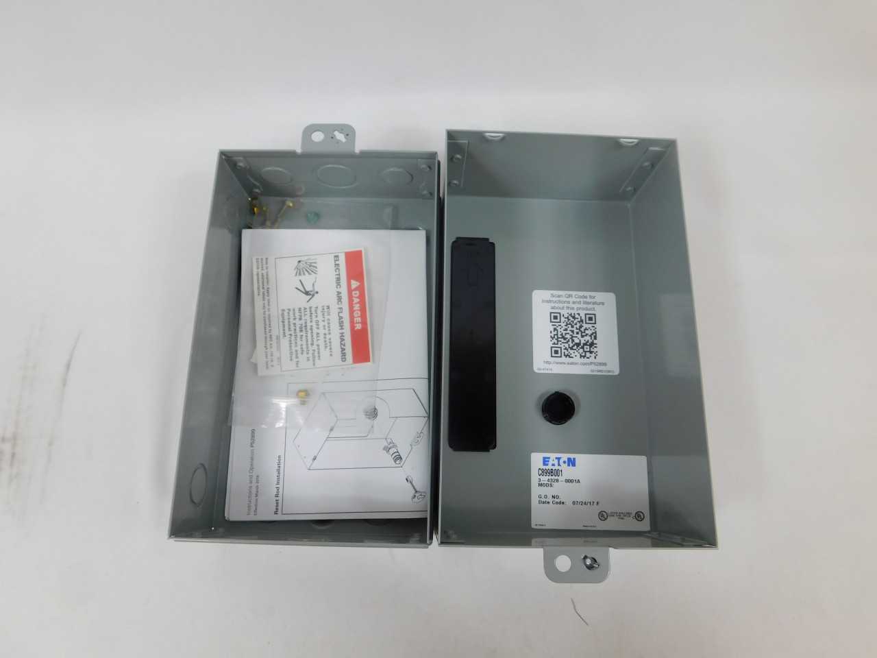 Quantity of 4 New Surplus Eaton C899B001 Enclosure C899 No Reset - ELECTRICAL COMPONENTS