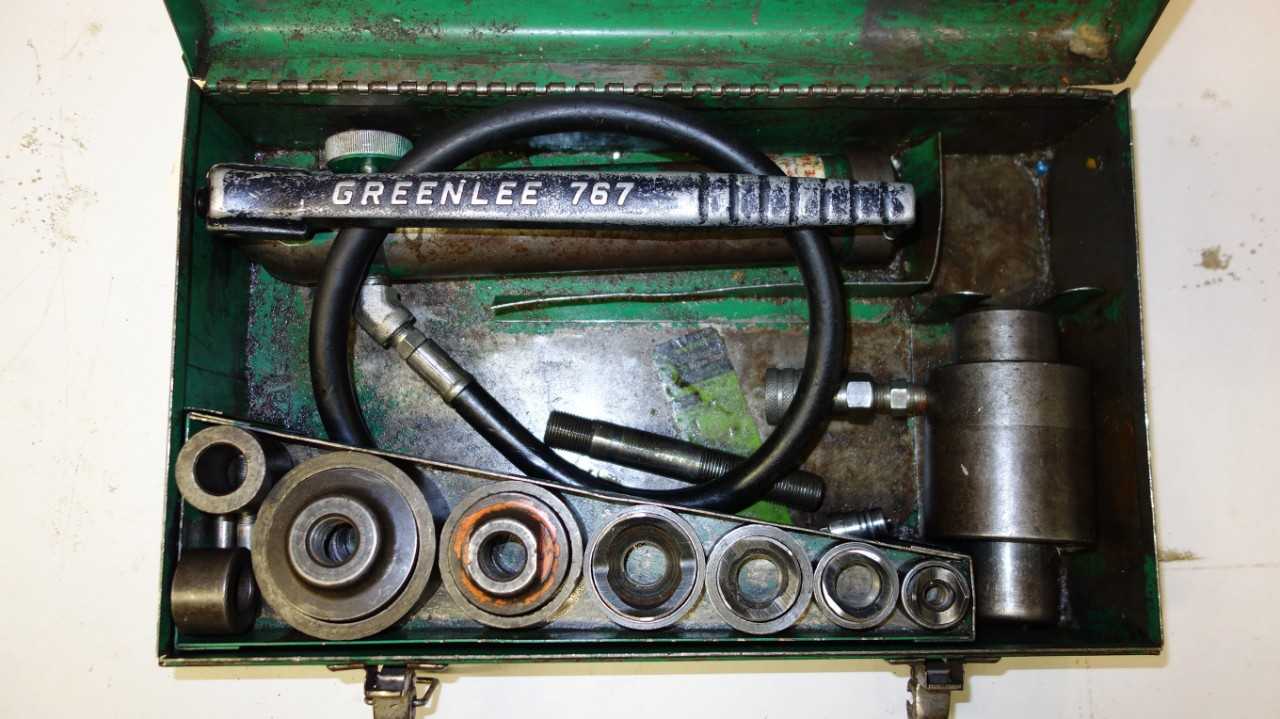 GREENLEE 7646 HYDRAULIC KNOCKOUT  PUNCHDRIVER - ELECTRIC POWER TOOLS