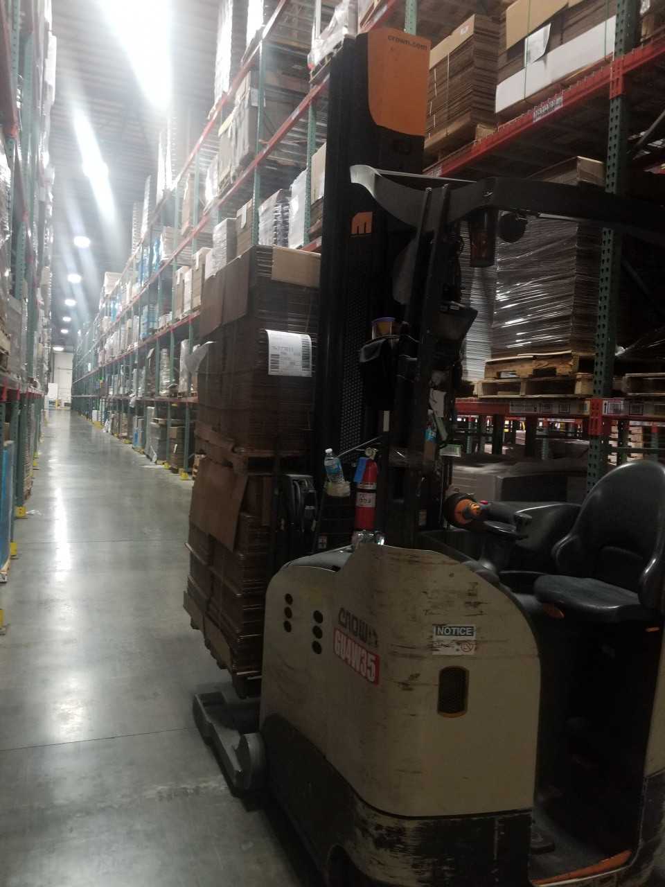 2013 Crown RM6095S-45 reach truck Livermore CA - REACH TRUCKS