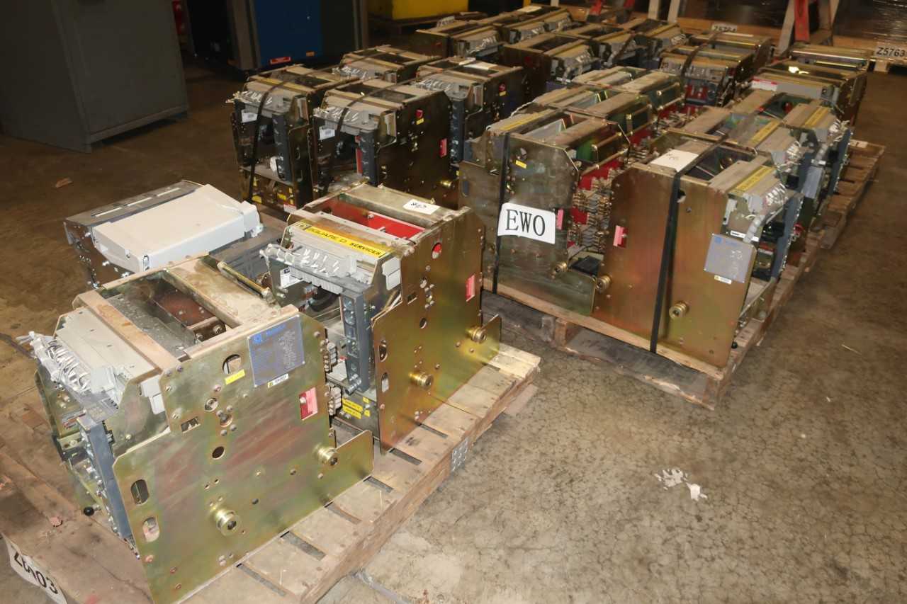 5 PALLETS OF ASSORTED CIRCUIT BREAKER SWITCHGEAR CHASIS - MISCELLANEOUS