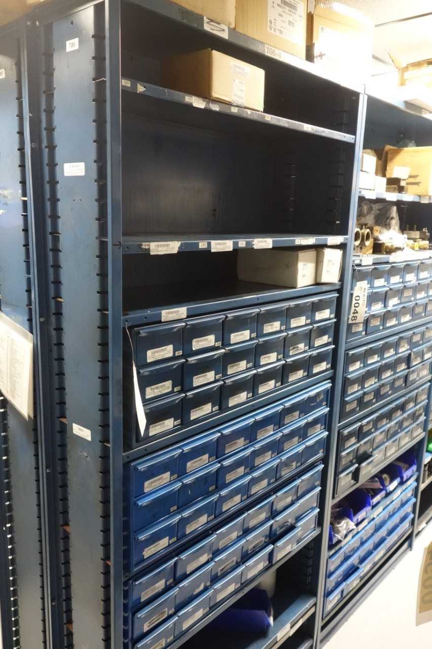 Contents of 1x section shelving - SHELVING