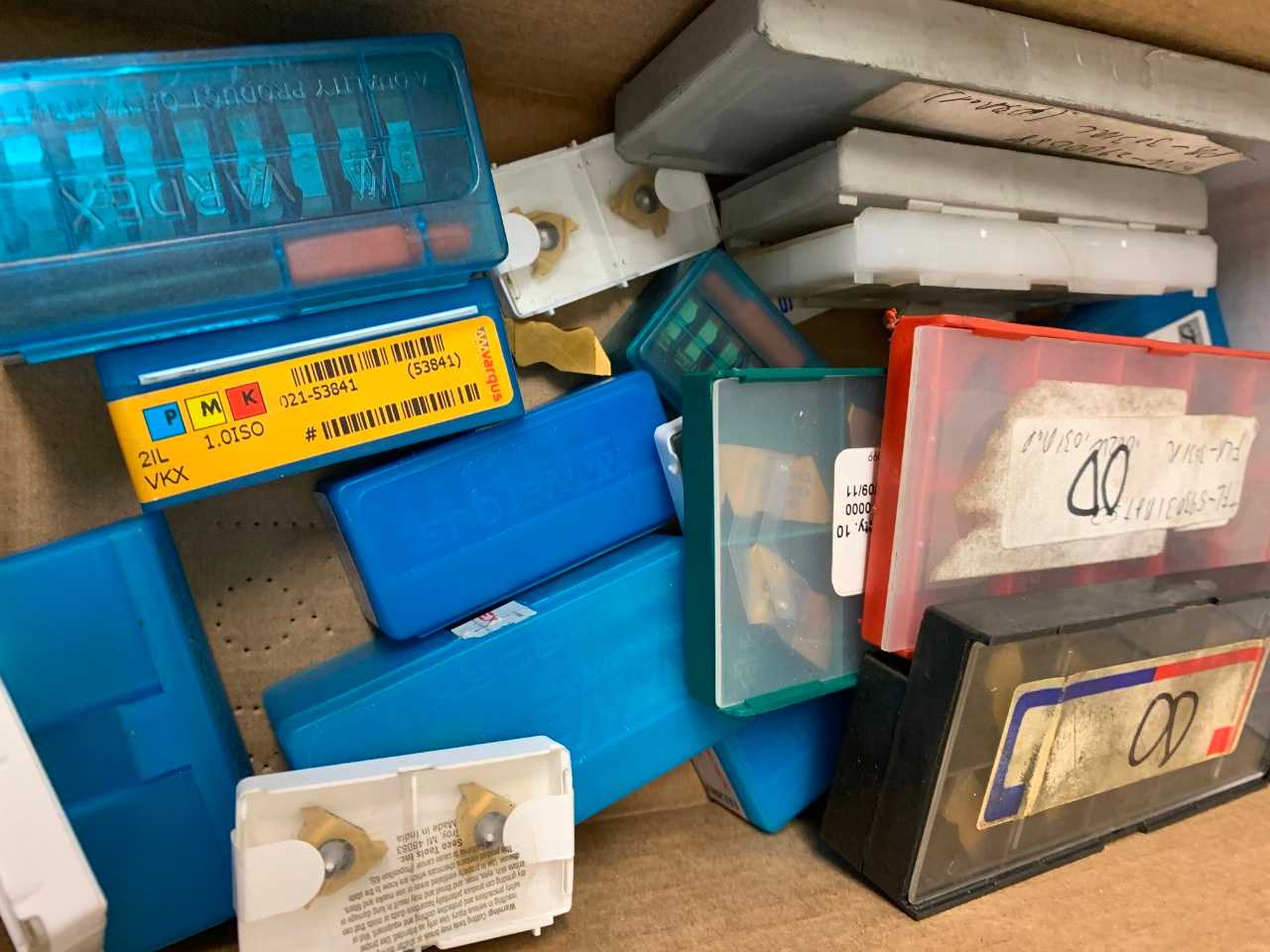 Assorted Carbide Lathe Inserts - ELECTRIC POWER TOOLS