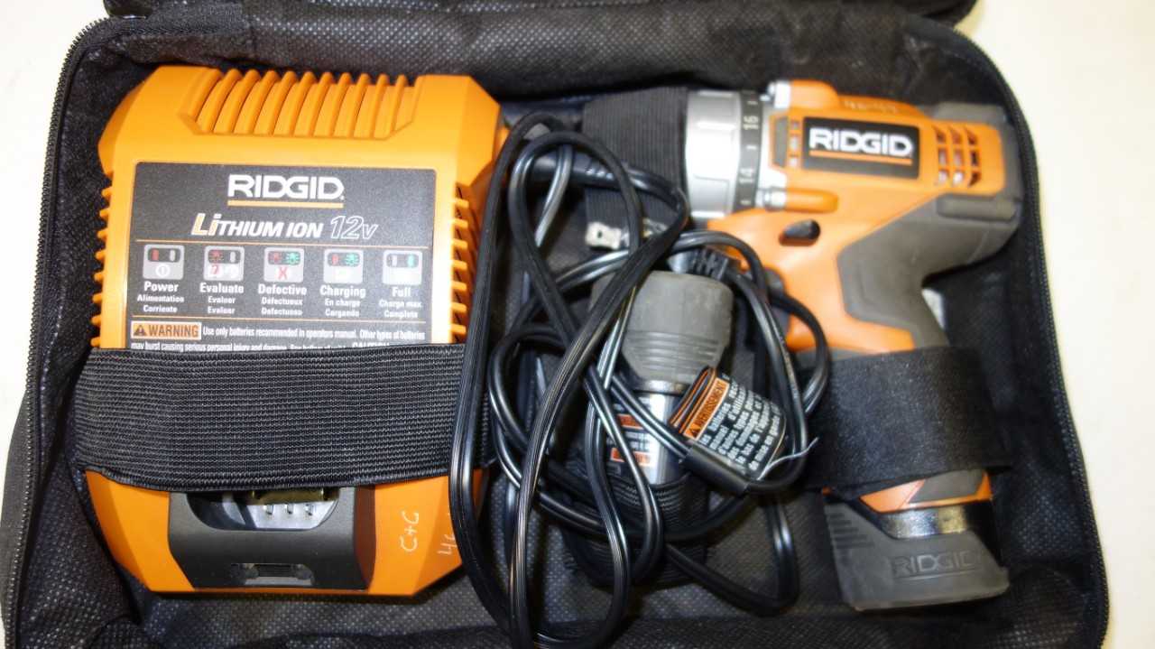 RIDGID R820071 3/8 IN 12V CORDLESS IMPACT DRIVERS W/ CHARGER BATTERY - ELECTRIC POWER TOOLS