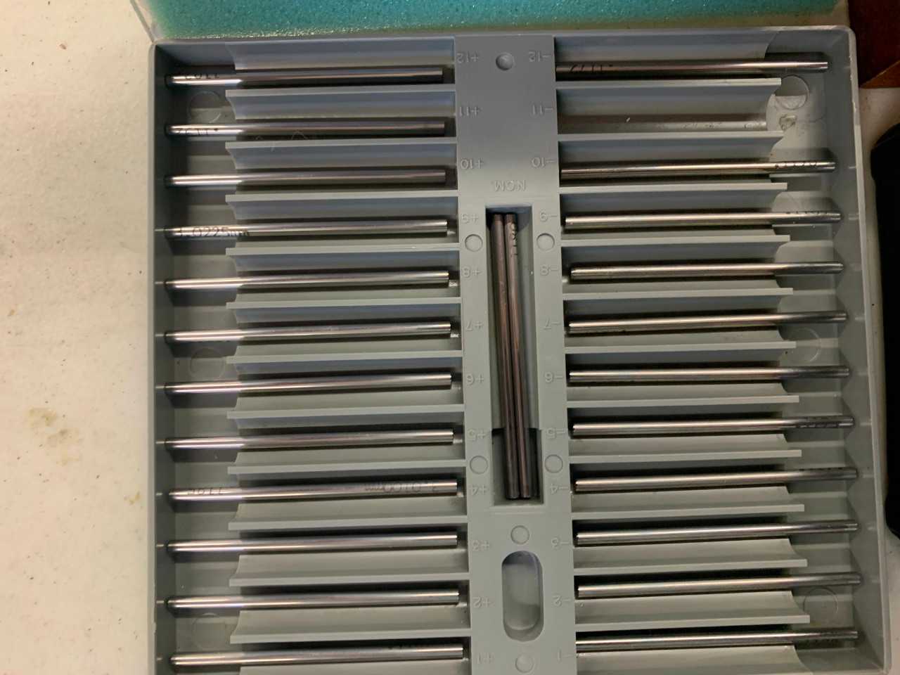 Deltronics Plug Gage Set - ELECTRIC POWER TOOLS