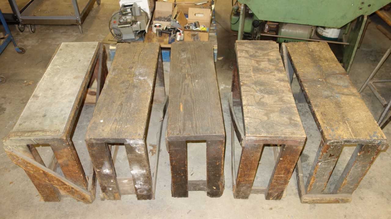 LOT OF 5 WOODEN BENCHES - PLANT & FACILITY