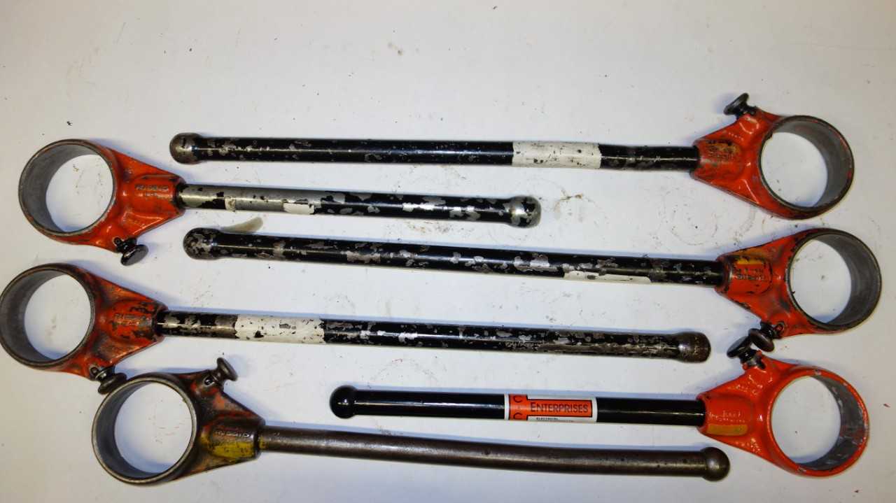 LOT OF 6 ASSORTED RIDGID 12-R DIE HEAD RATCHET THREADERS - HAND TOOLS