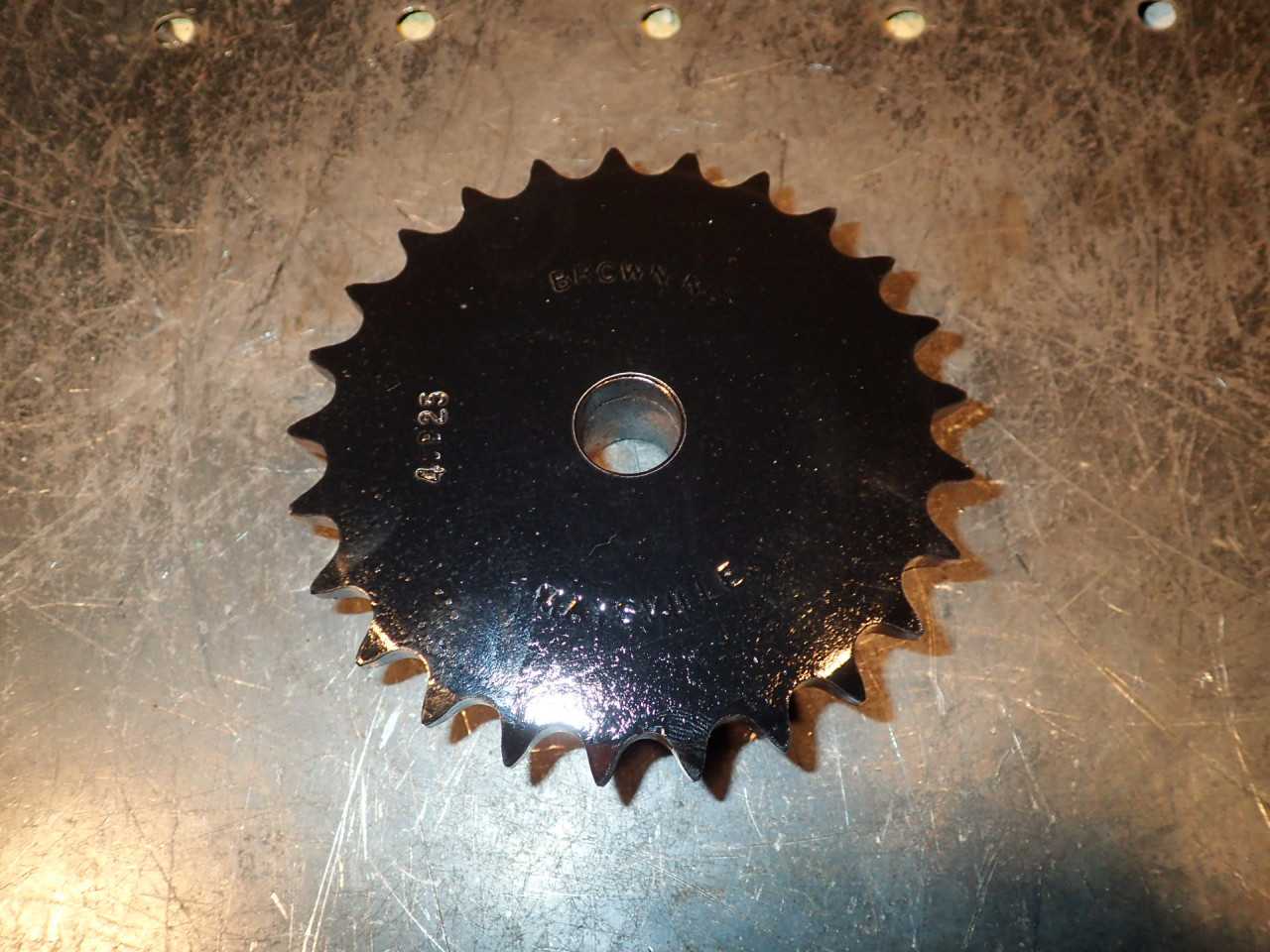 Browning 40B25 #40 Chain Sprocket: 25-Tooth, 4-1/4" OD, 5/8" Bore, USA, NOS - ROLLER CHAIN