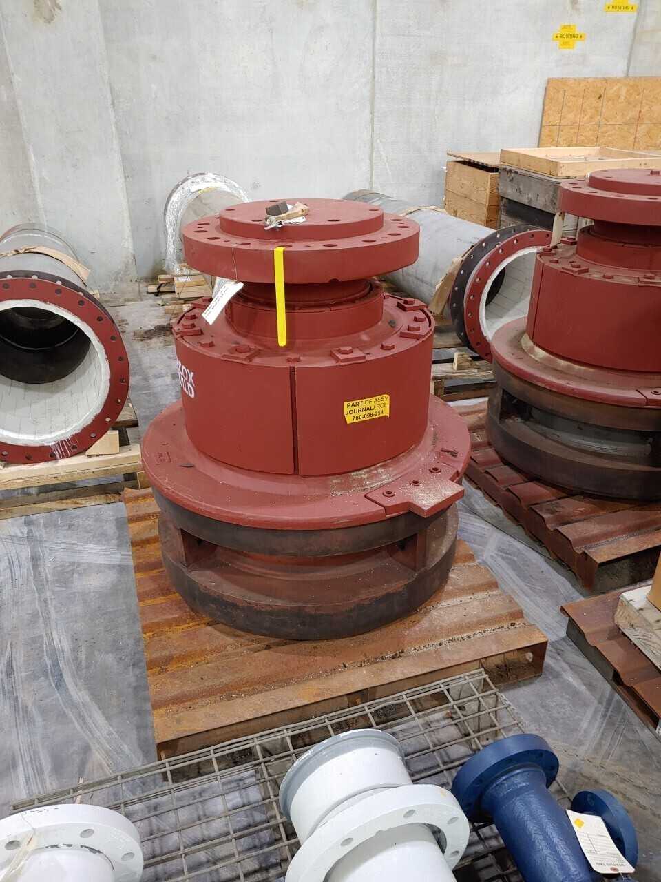 Lot of Journal Shaft Assemblies, Equalizer Bars & Couplings - COUPLINGS, JOINTS, & HUBS