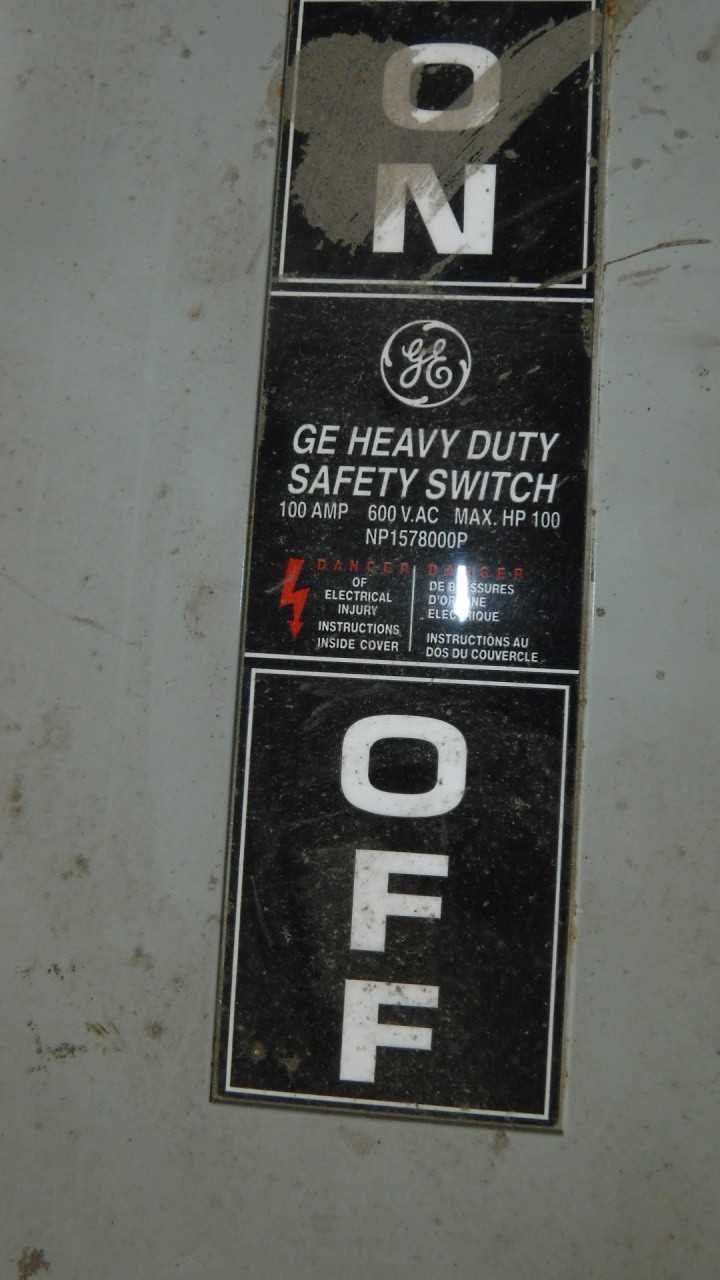 Lot of Six 100 Amp Safety Switches - SAFETY EQUIPMENT