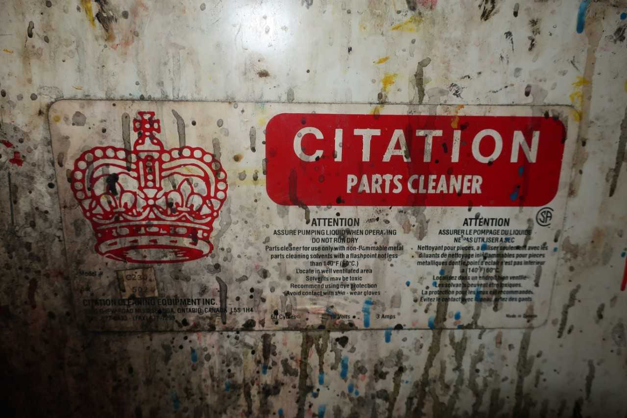 CITATION C230 PARTS CLEANER TABLE - PARTS WASHER