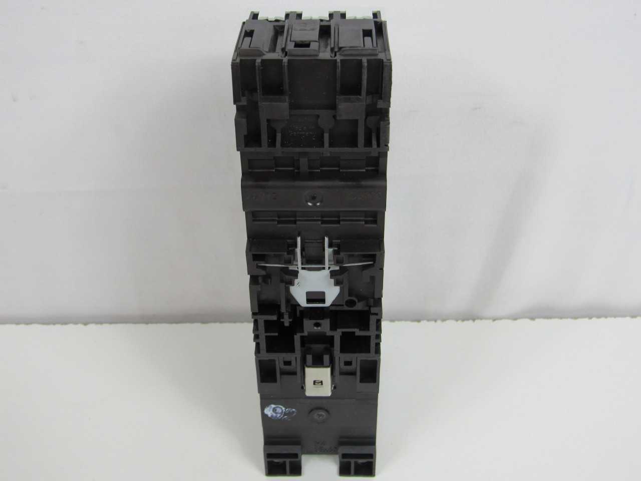 Quantity of 35x XTSCP63BBA Starters - MOTOR STARTERS