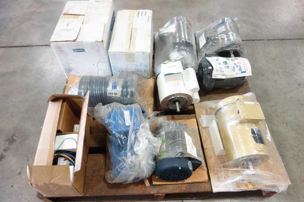 LOT OF ASSORTED MOTORS - ELECTRIC MOTORS