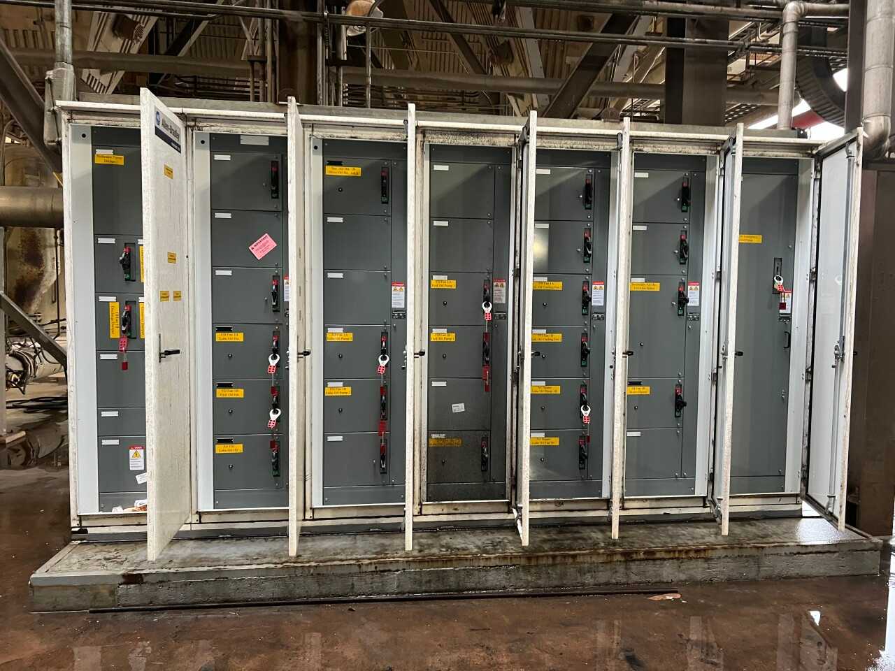 Allen Bradley Centerline 2100 MCCs - MOTOR STARTERS