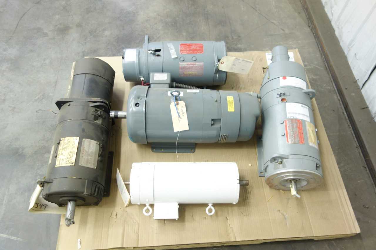 PALLET OF ASSORTED DC MOTORS - ELECTRIC MOTORS
