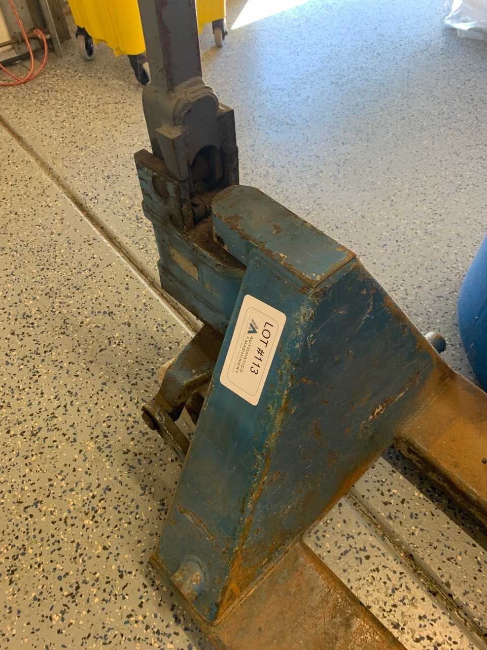 Pallet Jack - MANUAL PALLET JACKS