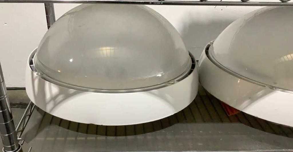 (2) LED Lights - LIGHTING