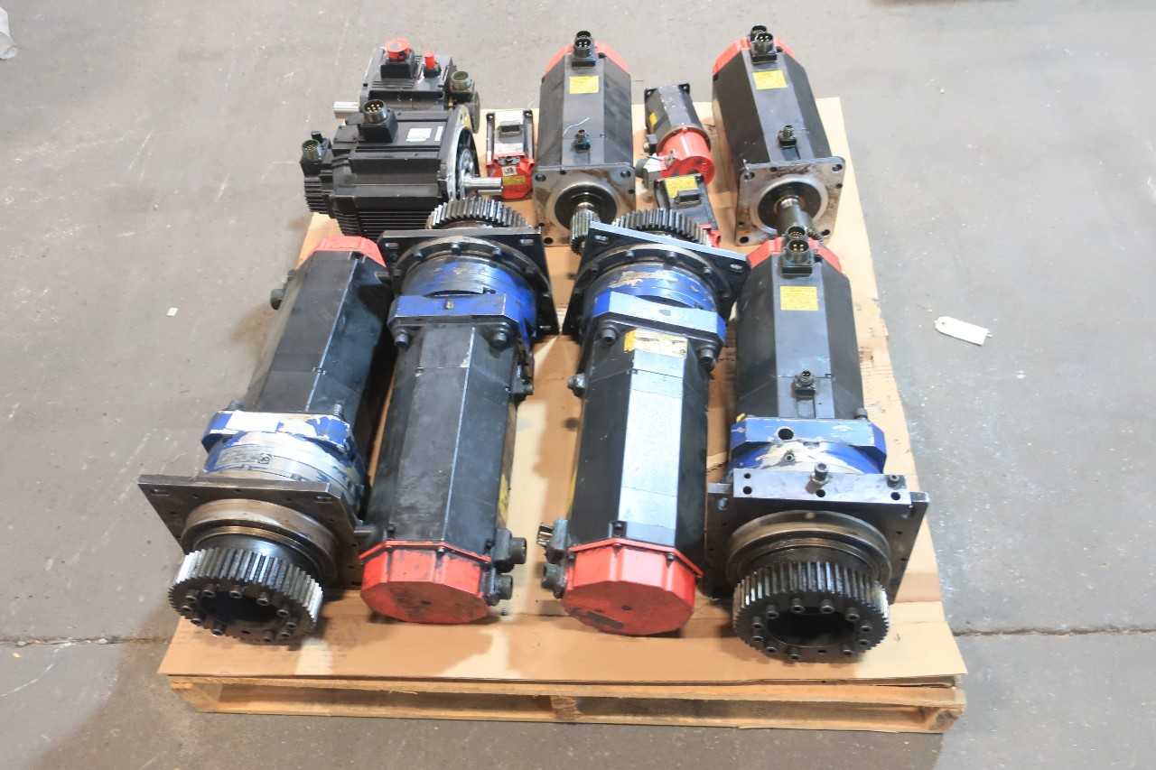 1 PALLET OF SERVO MOTORS, A06B-0522-B031 1-0 3PH 2NM SERVO MOTOR, A06B-0202-B805 3PH 0.5KW 5000RPM 200-230V-AC SERVO MOTOR- FANUC, MITSUBISHI, YASKAWA - SERVO