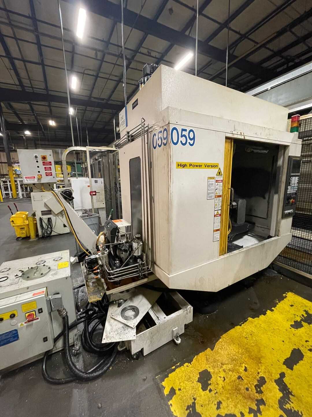 2015 Fanuc Robodrill D21L iA5 CNC Mill - VERTICAL MACHINING CENTERS