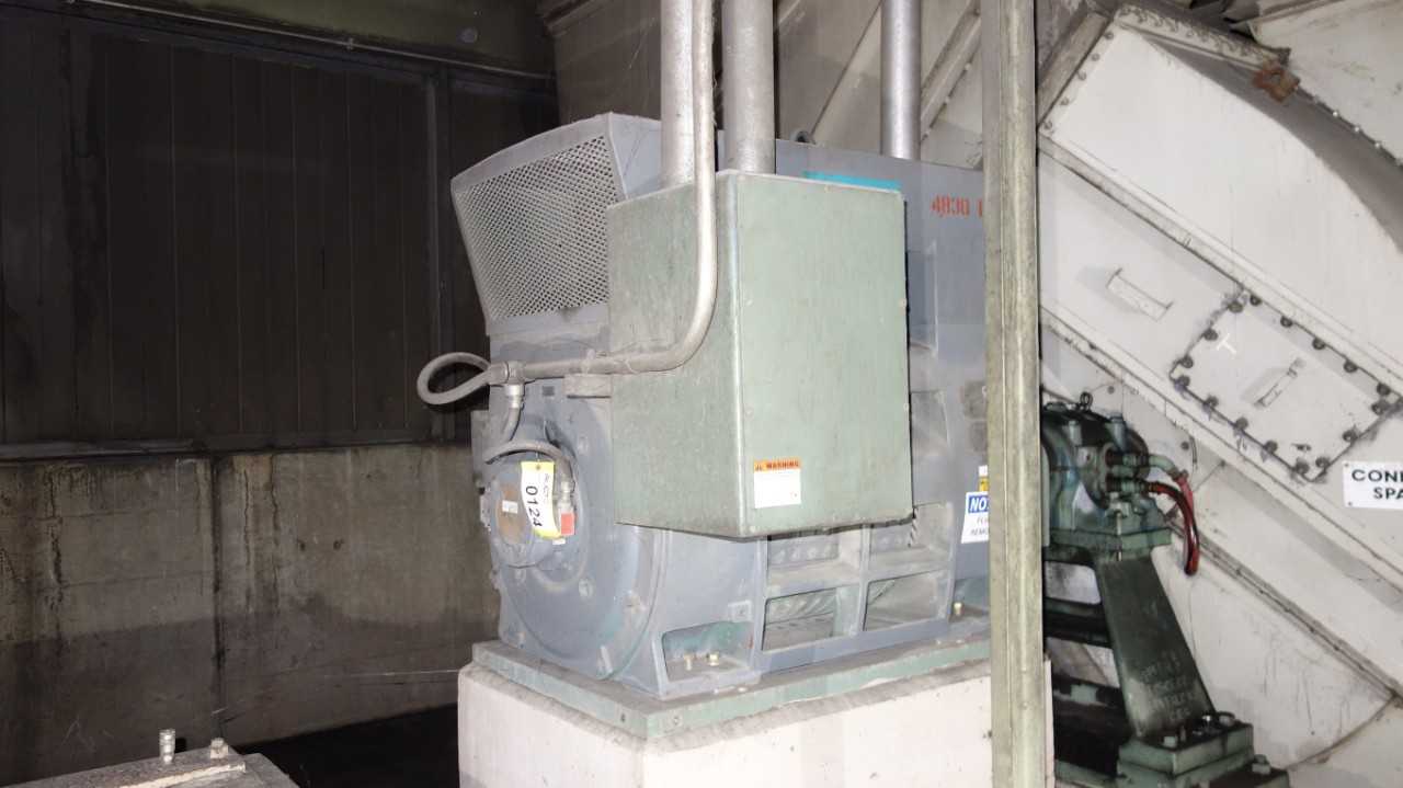 SIEMENS 588S 650HP 4600V-AC INDUCTION MOTOR - ELECTRIC MOTORS