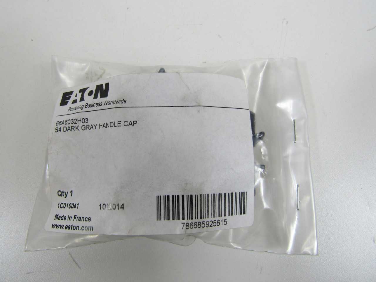 Quantity of 184x 66A6032H03 MCCB/Molded Case Circuit Breakers - CIRCUIT BREAKERS