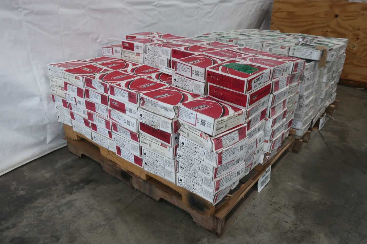 2 PALLETS OF ASSORTED LINCOLN ELECTRIC BLUE MAX ORBITAL TIG WELDING WIRE - WELDING EQUIPMENT