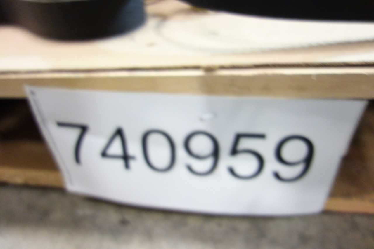 2 PALLETS OF ASSORTED V-BELTS- GOODYEAR, GATES - BELTS