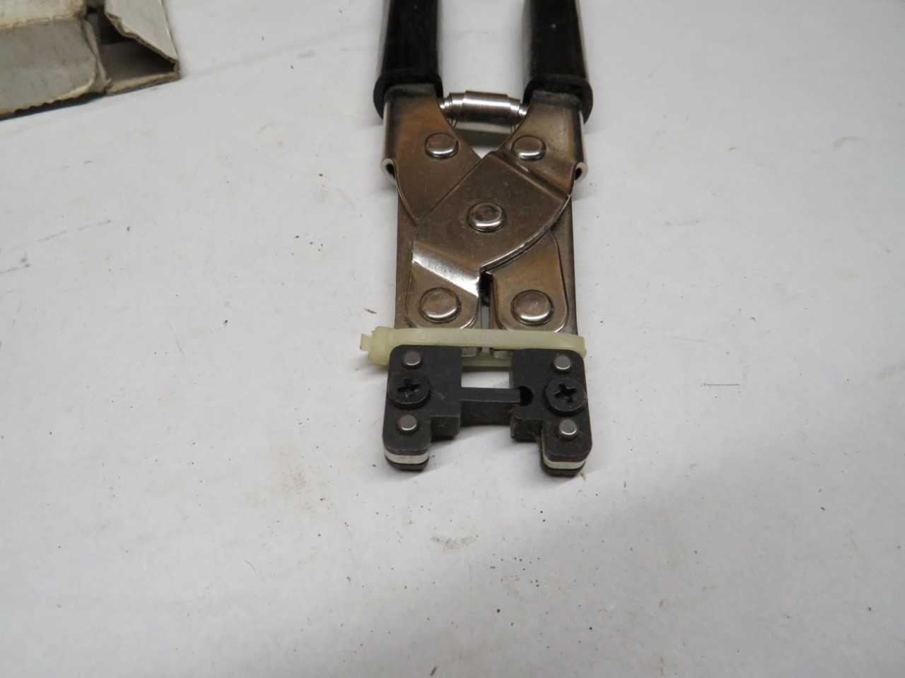 LOT OF ASSORTED CRIMPING TOOLS - ELECTRIC POWER TOOLS