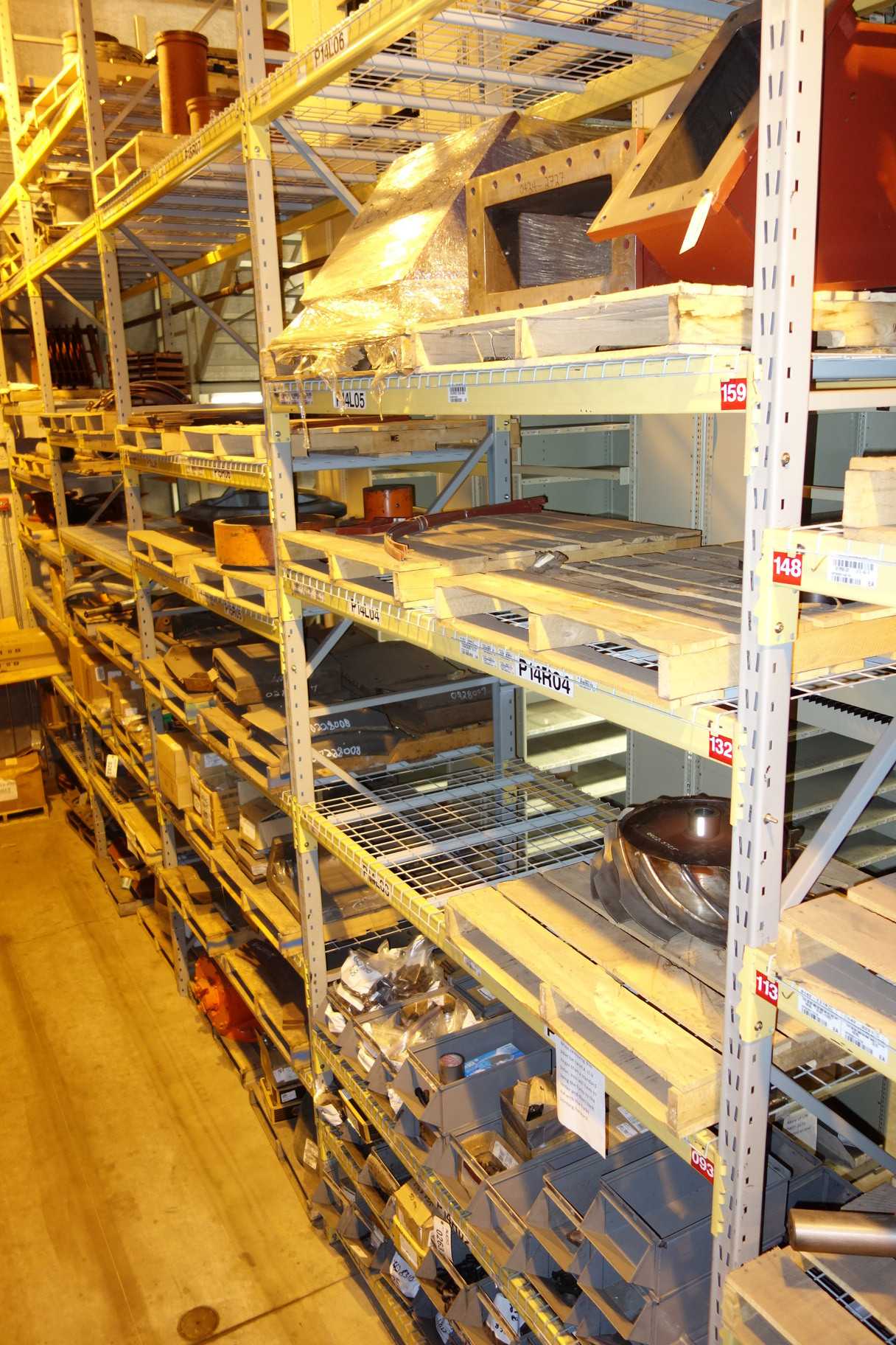 CONTENTS OF 2 UPRIGHT RACKING SECTION, LINERS - INDUSTRIAL PARTS