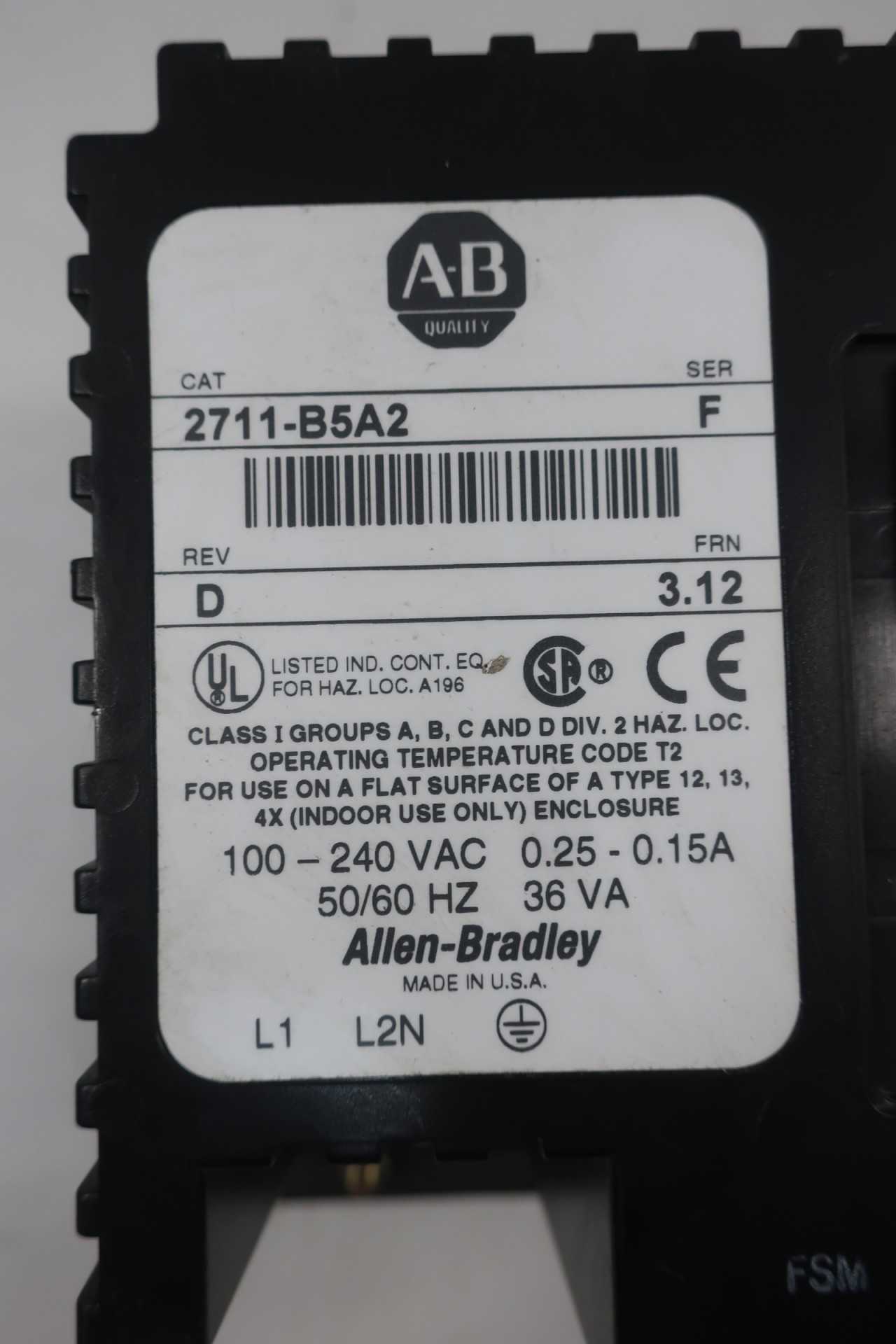 ALLEN BRADLEY 2711-B5A2 550 OPERATOR INTERFACE PANEL - AUTOMATION & CONTROLS
