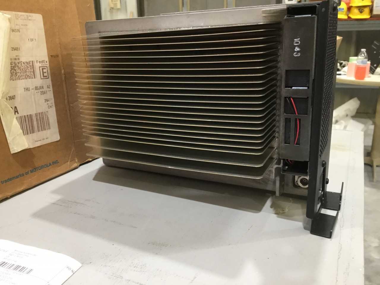 Motorola Quantar Power Amplifier - ELECTRICAL COMPONENTS