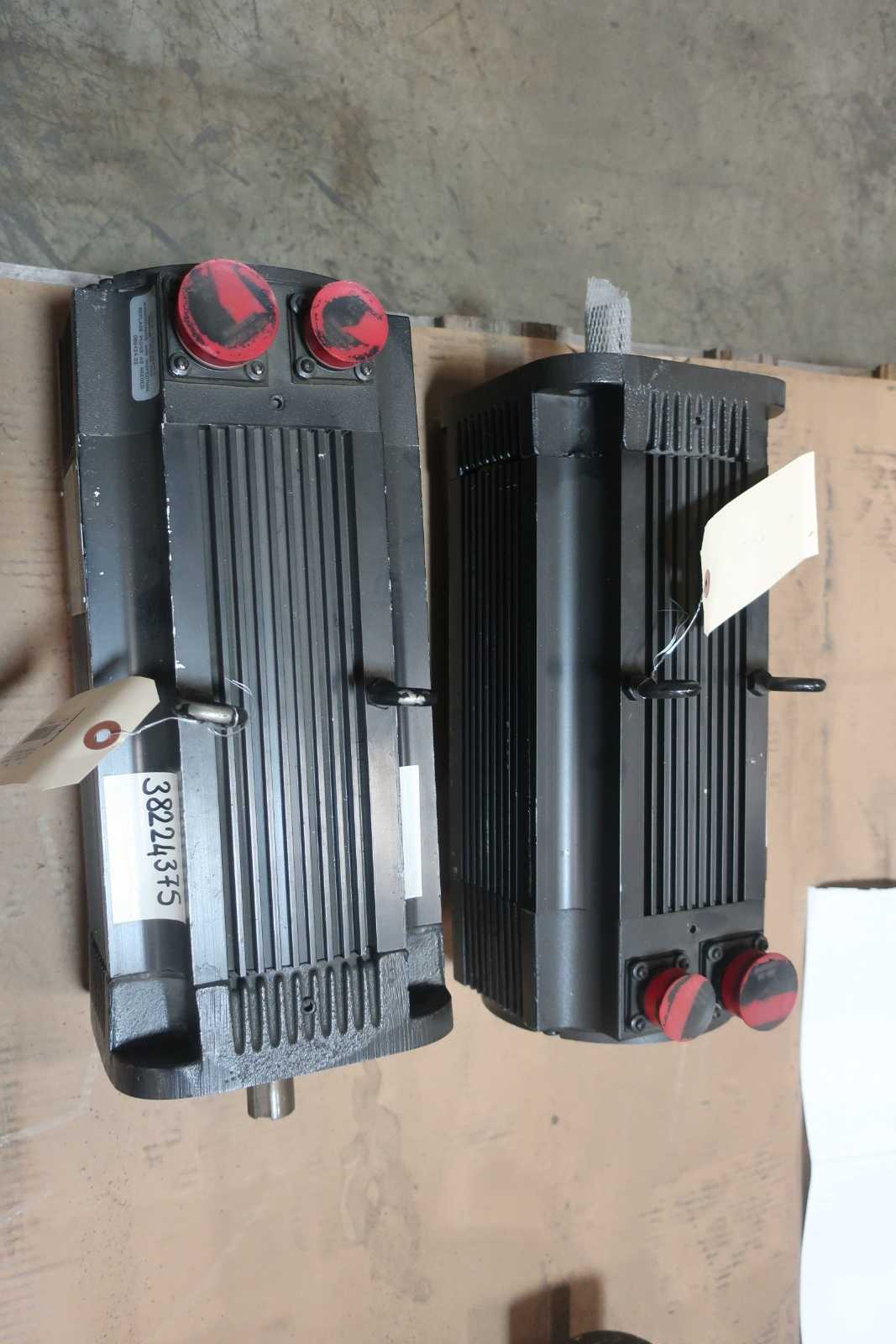 1 LOT OF TWO SERVO MOTORS- ALLEN BRADLEY 1326AB-B515E-21-K5 3PH 2.44KW 92LB-IN 460V-AC SERVO MOTOR, 1326AB-B515E-21-K5 3PH 2.44KW 92LB-IN 460V-AC SERVO MOTOR - SERVO