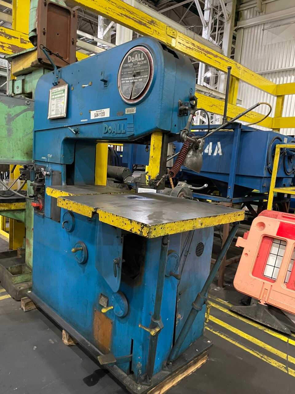 DoAll Vertical Saw - METAL SAWS