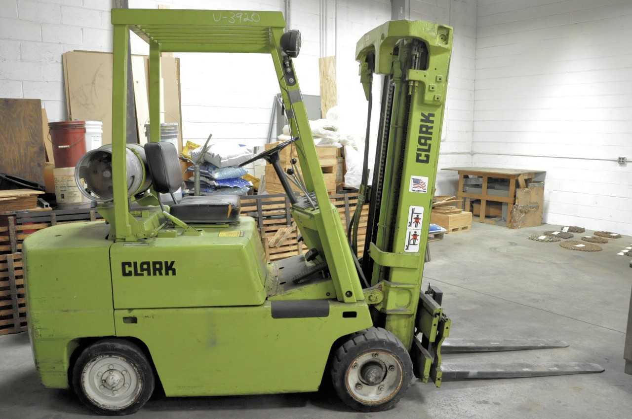 Clark Model 500 LP Fork Lift - FORKLIFTS