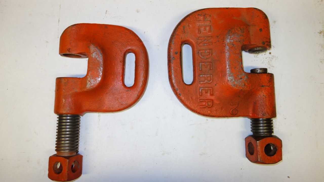 LOT OF 2 ASSORTED HENDERER HAND PUNCHES - HAND TOOLS