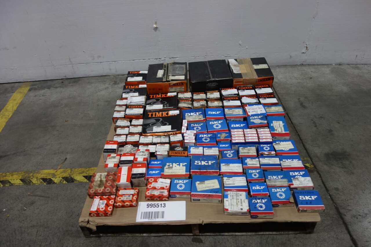 LOT OF ASSORTED BEARINGS - BEARINGS