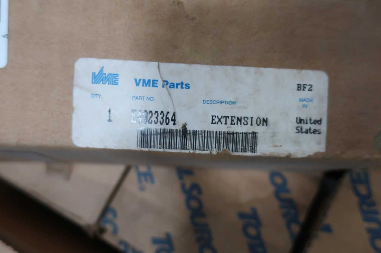PALLET OF ASSORTED HEAVY EQUIPMENT PARTS AND ACCESSORIES - CONSTRUCTION