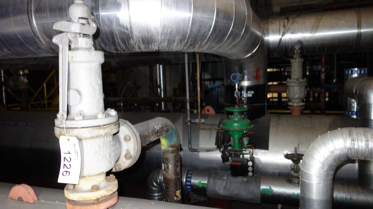 LOT OF 2 CONSOLIDATED RELIEF VALVES 3IN - RELIEF VALVE