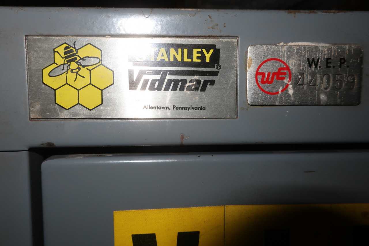 LOT OF 2 STANLEY VIDMAR TOOL AND SAFETY CABINETS - TOOL STORAGE