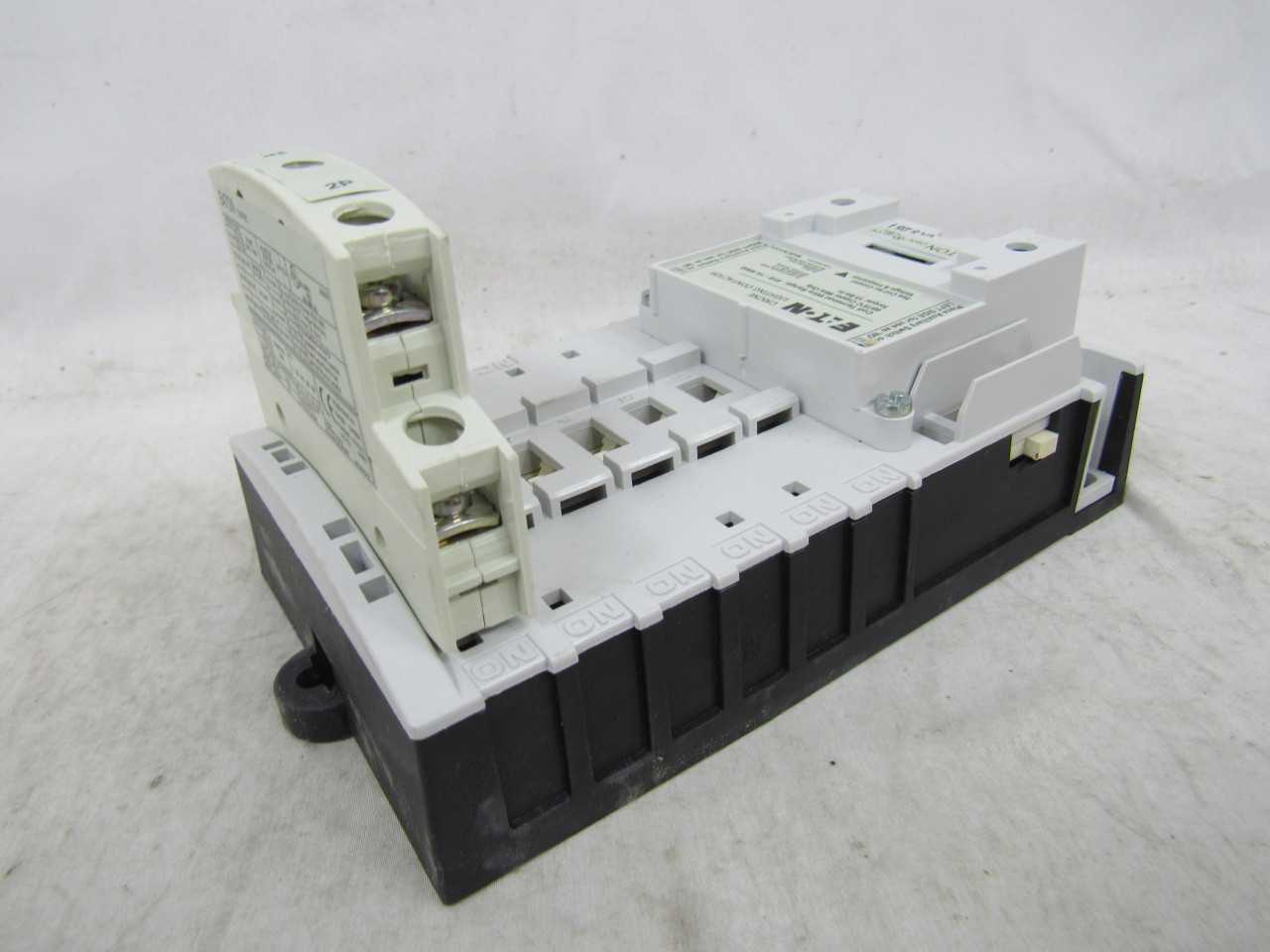 Lot of Qty 2x Eaton C30CNE20A0 Lighting Contactor Open 2P 30A 110/120VAC 50/60Hz 2NO - CONTACTORS