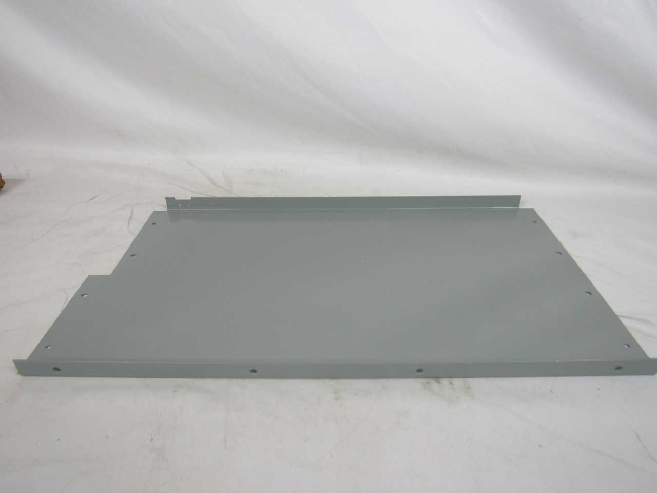 (1) Eaton MMEWNK0 Meter Accy Endwall - ELECTRICAL COMPONENTS