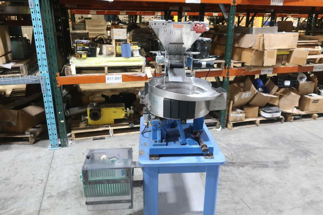 STAINLESS VIBRATION BOWL FEEDER STATION W/ PIONEER HOPPER - PROCESS EQUIPMENT