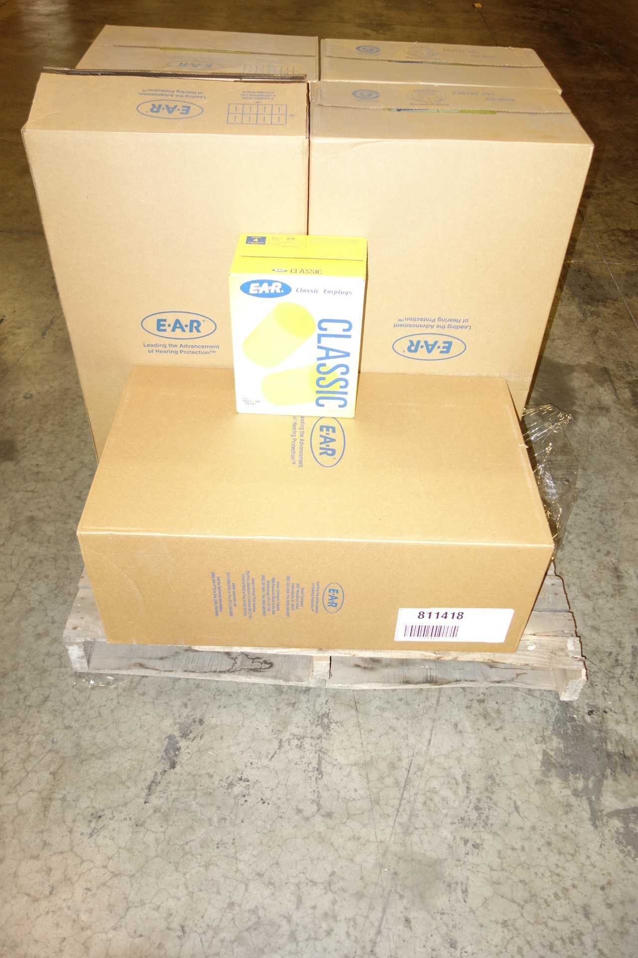 LOT OF NEW 3M 310-1001 EAR CASE OF 2000 PAIRS CLASSIC YELLOW EAR PLUGS OTHER SAFETY EQUIPMENT - SAFETY EQUIPMENT