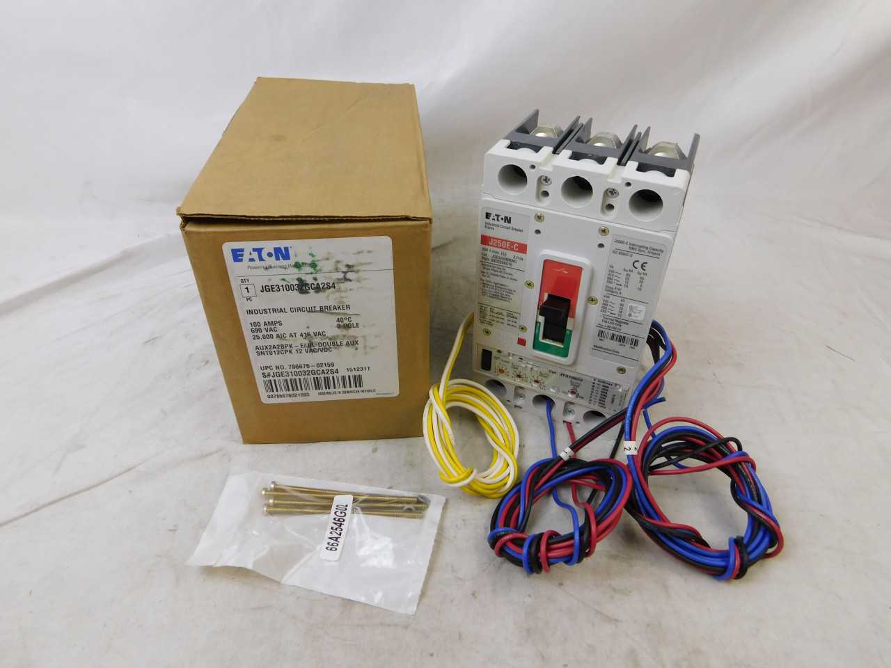Quantity of 2 New Surplus Eaton JGE310032GCA2S4 MCCB JGE 3P 100A 690V - CIRCUIT BREAKERS