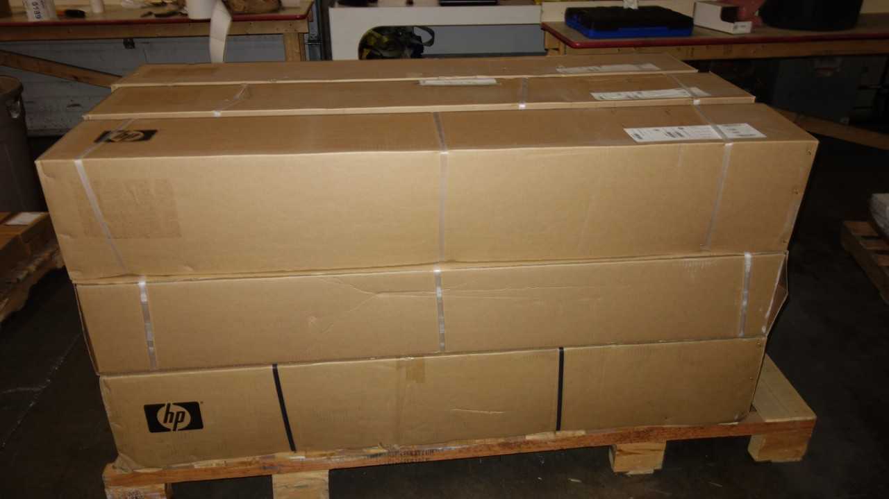 LOT OF 11 EATON SPS-PDU 1PH 40A DUAL POWER DISTRIBUTION UNITS - ELECTRICAL COMPONENTS