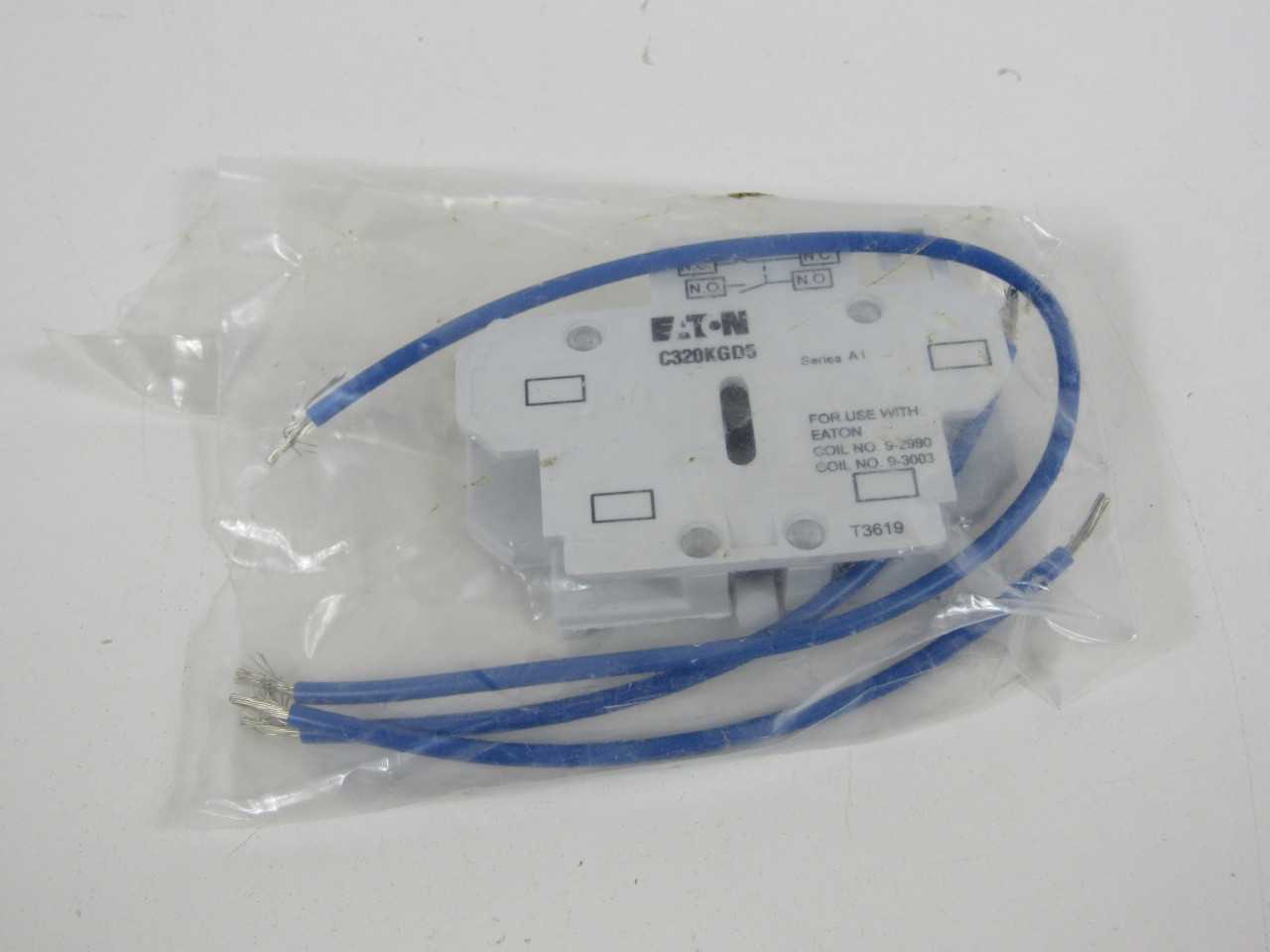 Quantity 1 of Eaton C335KD4T4 Coil Magnet NEMA Size 0 24VDC - VALVES