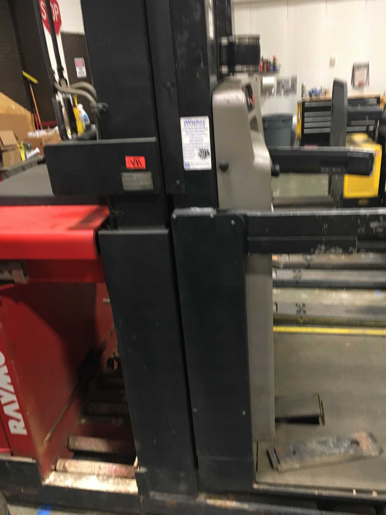 1997 Raymond  EASI-OPC30TT ORDER PICKER, Enfield, CT - ORDER PICKER