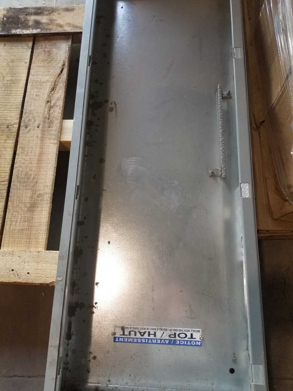 EATON - EZB2060RC (QTY-1) W/ DOOR PANEL - ELECTRICAL COMPONENTS
